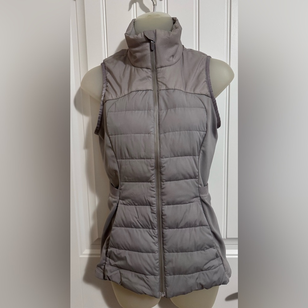 Lululemon Down For It All Vest insulated puffer goose - Dark Chrome size 4